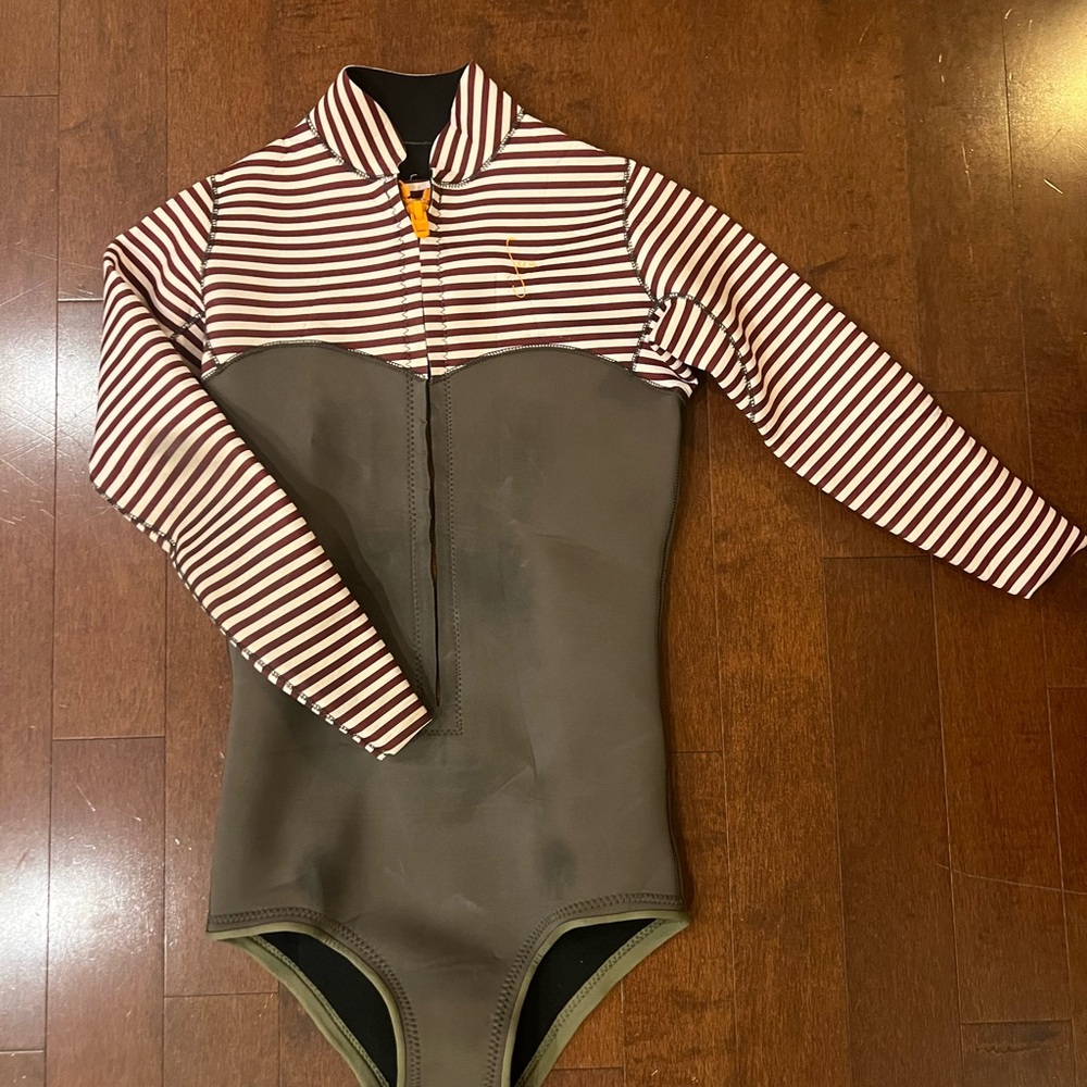 Seea Black Wetsuit with Yulex Material